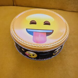 Smiley Chocolate Chip Cookies