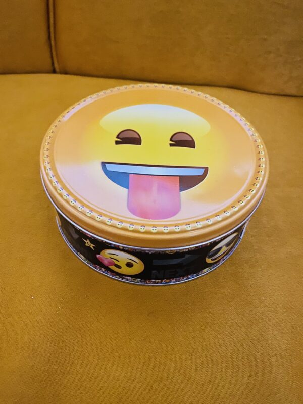 Smiley Chocolate Chip Cookies
